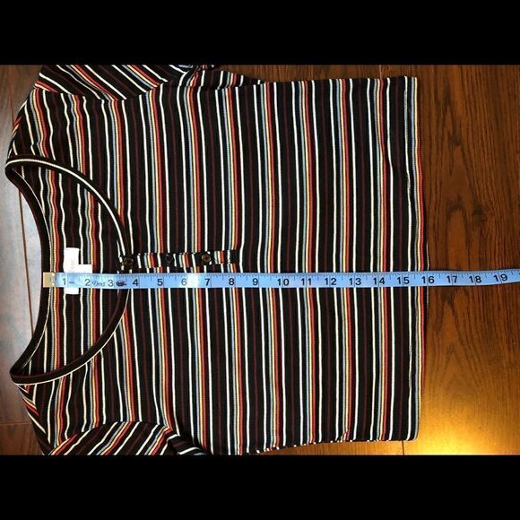 Target Colsie Long Sleeve Crop Top Size Medium - Picture 4 of 6